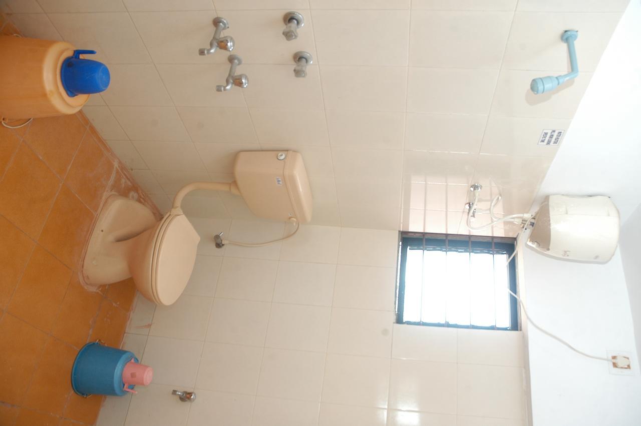 Hotel Athityaa クンバコナム エクステリア 写真